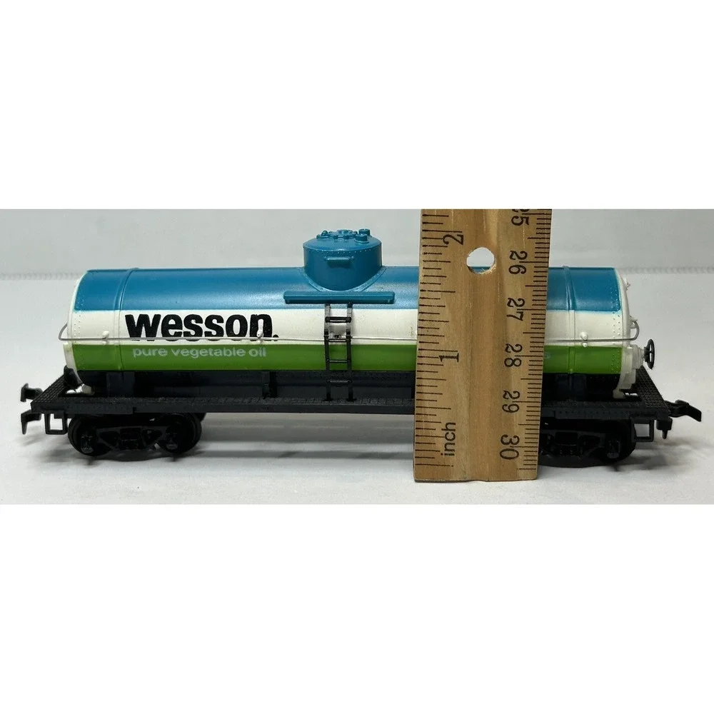TYCO HO Scale Wesson Pure Vegetable Oil Tank Car GA 9876‎ Blue Green With Box